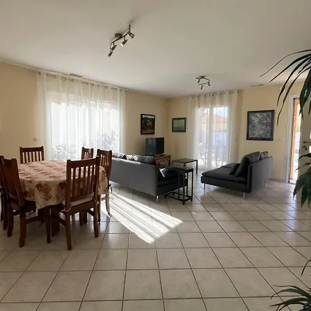 La Torreillane 6avsal40 Villa